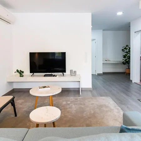 Lovelystay - Boavista Cozy Apartment Porto Buitenkant foto