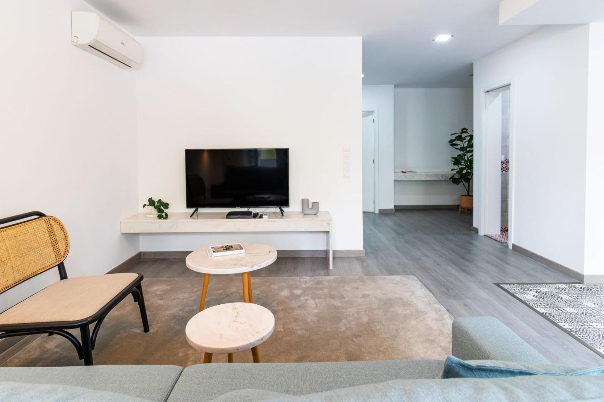 Lovelystay - Boavista Cozy Apartment Porto